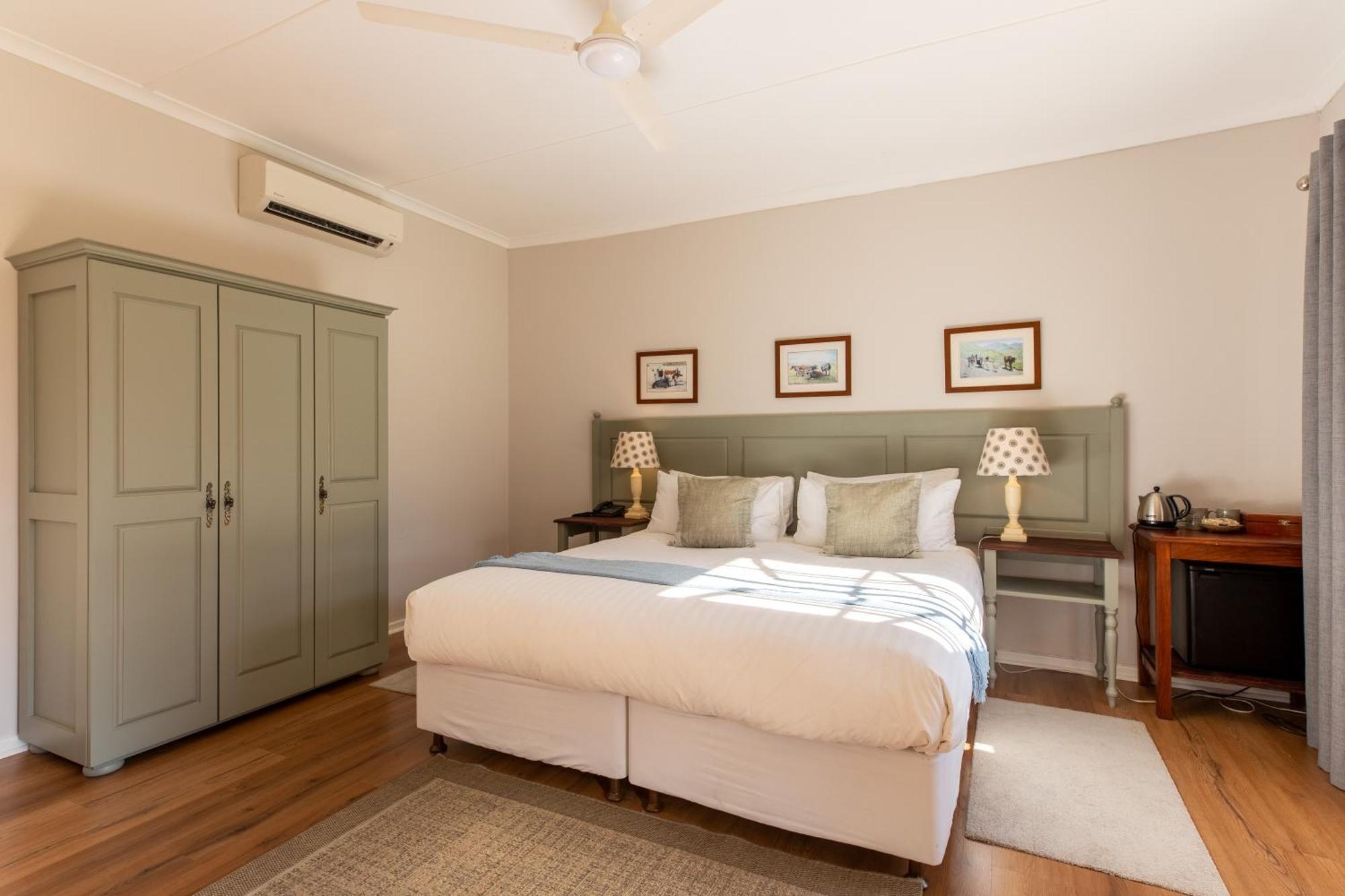Moorcroft Manor Boutique Country Hotel Himeville Bagian luar foto